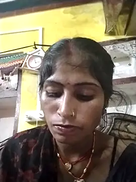 Snapshot of Susila_ji chatting on 09/19/25, 01:56 Susila ji online show from 09/19/25, 01:56