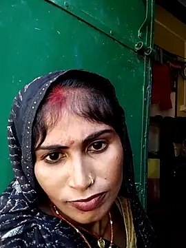Snapshot of Susila_ji chatting on 09/20/25, 10:16 Susila ji online show from 09/20/25, 10:16