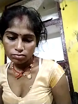 Snapshot of Susila_ji chatting on 09/22/25, 07:49 Susila ji online show from 09/22/25, 07:49