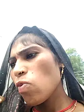 Snapshot of Susila_ji chatting on 09/28/25, 09:03 Susila ji online show from 09/28/25, 09:03