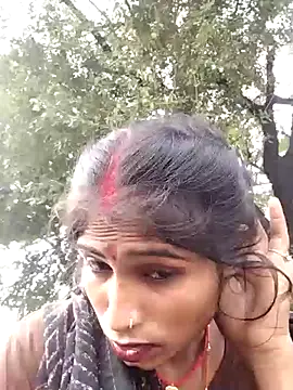 Snapshot of Susila_ji chatting on 10/26/25, 05:02 Susila ji online show from 10/26/25, 05:02