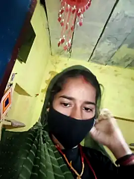 Snapshot of Savita_ji1 chatting on 10/27/25, 02:59 Savita ji1 online show from 10/27/25, 02:59