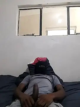 Snapshot of dumbBroke chatting on 11/07/25, 12:38 dumbBroke online show from 11/07/25, 12:38