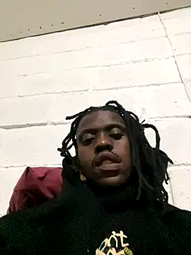 Snapshot of Wuu2now chatting on 10/24/25, 08:27 Wuu2now online show from 10/24/25, 08:27