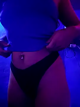 Snapshot of mamasitapetite chatting on 10/16/25, 12:11 mamasitapetite online show from 10/16/25, 12:11