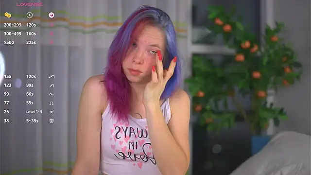 JuliannaWenger online show from 11/18/25, 03:49