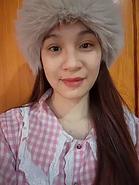 ChiecumBae online show from 12/19/25, 01:56