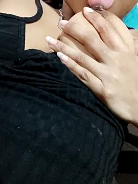 Snapshot of Yadi_738xx chatting on 09/21/25, 04:03 Yadi 738xx online show from 09/21/25, 04:03