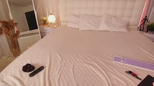 Lilit 1Love online show from 09/26/25, 04:33