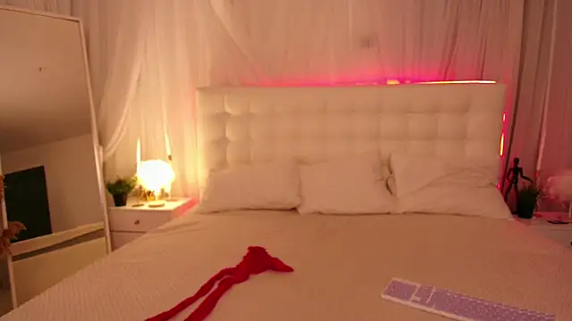 Lilit 1Love online show from 09/30/25, 05:07