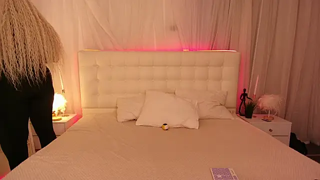 Lilit 1Love online show from 10/01/25, 04:35