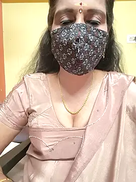 mallu-reshma online show from 10/13/25, 02:17