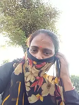 Maya cut online show from 09/19/25, 10:16