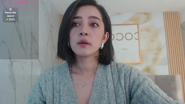 sara lopez s online show from 10/23/25, 01:21