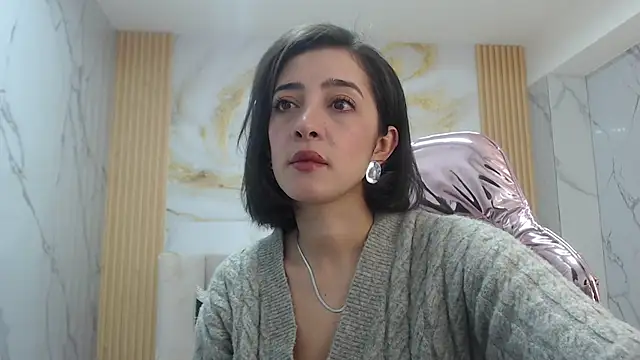 sara lopez s online show from 11/20/25, 01:22