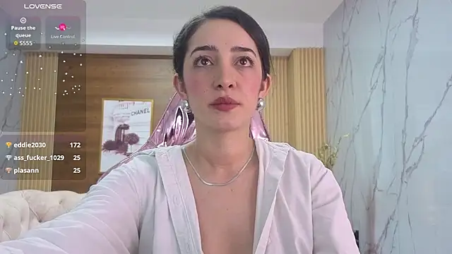 sara lopez s online show from 04/29/26, 05:41