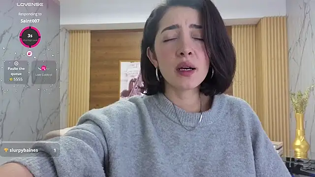 sara lopez s online show from 05/02/26, 01:38