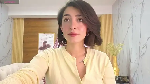 sara lopez s online show from 05/28/26, 01:41