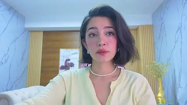 sara lopez s online show from 06/24/26, 01:54