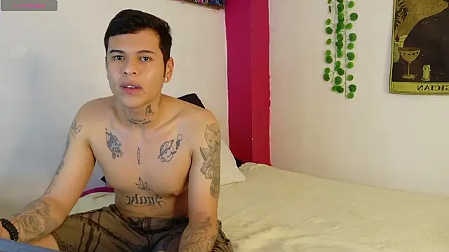 Snapshot of rosse_dredd chatting on 01/16/26, 06:28 rosse dredd online show from 01/16/26, 06:28