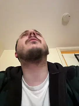 Snapshot of XXKieran chatting on 06/12/26, 12:04 XXKieran online show from 06/12/26, 12:04
