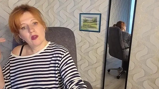 Snapshot of Elannaria chatting on 09/12/25, 03:56 Elannaria online show from 09/12/25, 03:56