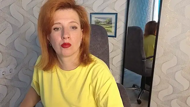 Snapshot of Elannaria chatting on 09/13/25, 03:45 Elannaria online show from 09/13/25, 03:45