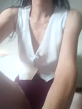 zaira spice online show from 12/14/25, 01:05