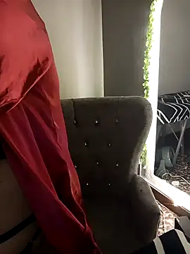 Snapshot of GabyMontenegro chatting on 09/26/25, 11:47 GabyMontenegro online show from 09/26/25, 11:47