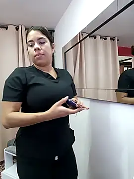 Snapshot of GabyMontenegro chatting on 09/29/25, 08:24 GabyMontenegro online show from 09/29/25, 08:24