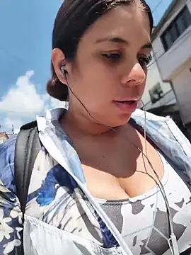 Snapshot of GabyMontenegro chatting on 04/20/26, 03:15 GabyMontenegro online show from 04/20/26, 03:15