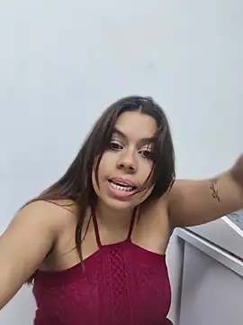 Snapshot of GabyMontenegro chatting on 04/29/26, 05:41 GabyMontenegro online show from 04/29/26, 05:41