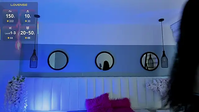 Snapshot of Mila_Hank_ chatting on 12/02/25, 12:21 Mila Hank online show from 12/02/25, 12:21