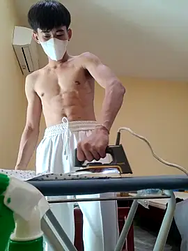 Snapshot of thienlong05 chatting on 11/04/25, 01:38 thienlong05 online show from 11/04/25, 01:38