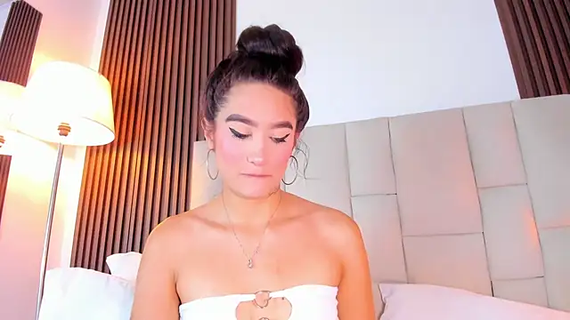 Nicolqueen  online show from 06/26/26, 11:25