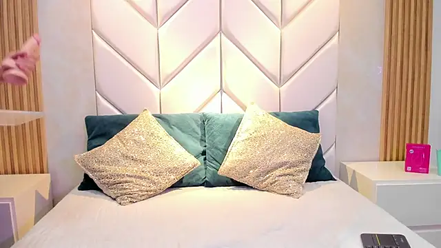 NikoStone  online show from 10/28/25, 01:31