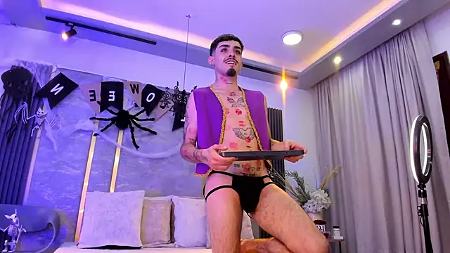 Snapshot of NikoStone_ chatting on 11/01/25, 04:25 NikoStone online show from 11/01/25, 04:25