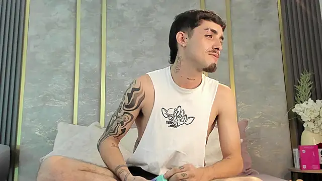 Snapshot of NikoStone_ chatting on 02/26/26, 05:28 NikoStone online show from 02/26/26, 05:28