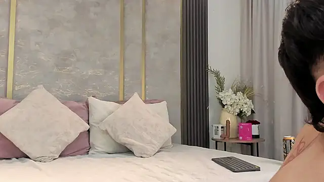 Snapshot of NikoStone_ chatting on 03/07/26, 06:21 NikoStone online show from 03/07/26, 06:21