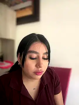 Sophie Dreamss online show from 09/17/25, 07:48