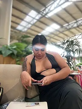 Sophie Dreamss online show from 10/15/25, 07:47