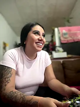 Sophie Dreamss online show from 11/25/25, 12:10