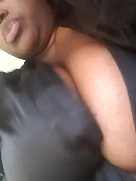 Snapshot of trickyOne chatting on 03/02/26, 03:41 trickyOne online show from 03/02/26, 03:41