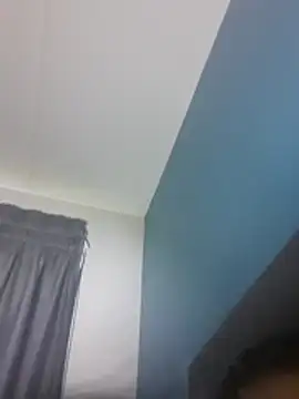 Snapshot of trickyOne chatting on 03/15/26, 06:14 trickyOne online show from 03/15/26, 06:14