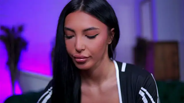 AishaaDevoe online show from 01/11/26, 09:09