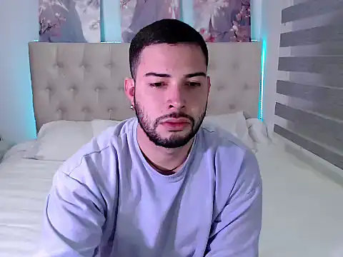 baby mateo online show from 09/30/25, 06:13