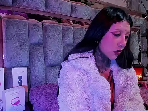 missashlyrosette online show from 11/13/25, 03:49