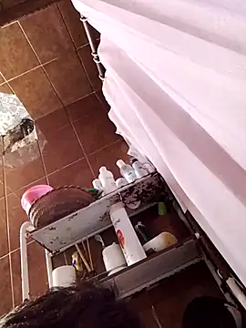 Snapshot of aispuro8505 chatting on 09/09/25, 11:04 aispuro8505 online show from 09/09/25, 11:04