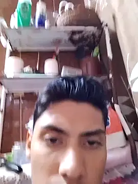 Snapshot of aispuro8505 chatting on 10/07/25, 08:33 aispuro8505 online show from 10/07/25, 08:33