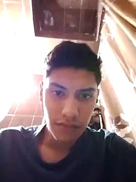 Snapshot of aispuro8505 chatting on 10/21/25, 07:42 aispuro8505 online show from 10/21/25, 07:42